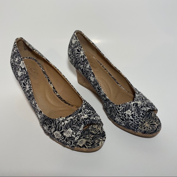 Dexflex Comfort Wedges - Picture 3 of 9